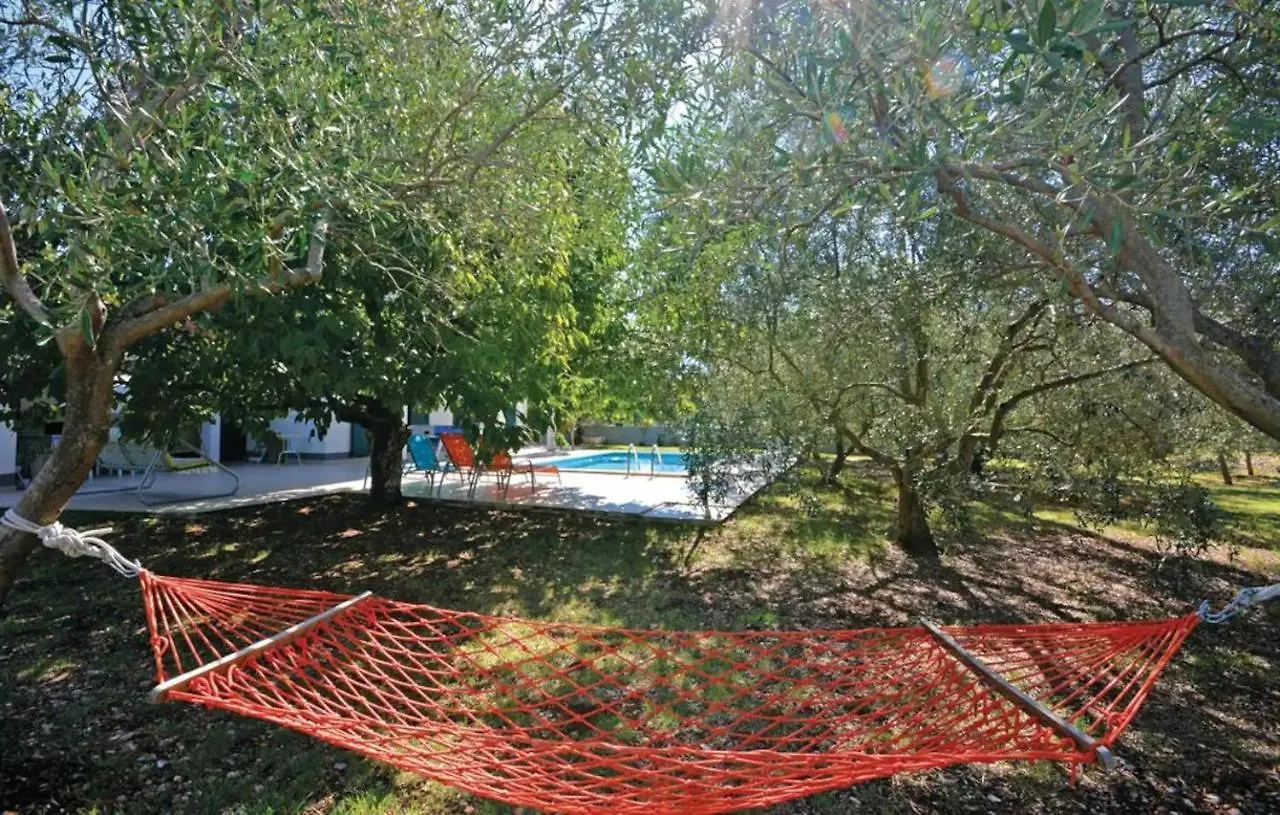 Semesterbostad House Viki Villa Plano Kroatien