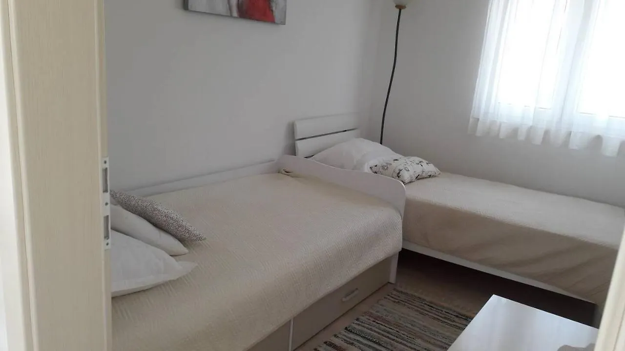 House Viki Villa Plano Kroatien
